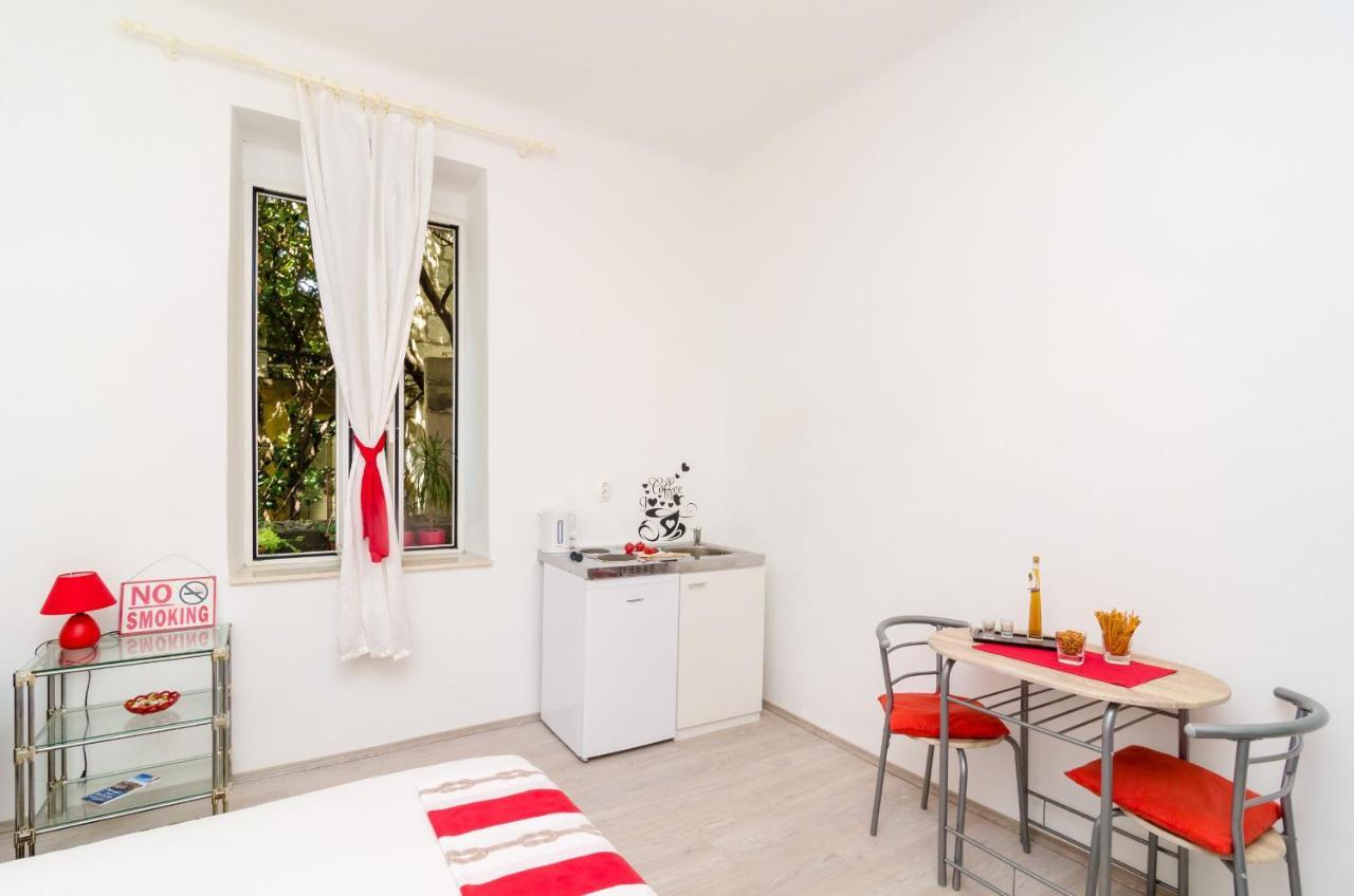 Apartment Caceris Ντουμπρόβνικ Εξωτερικό φωτογραφία